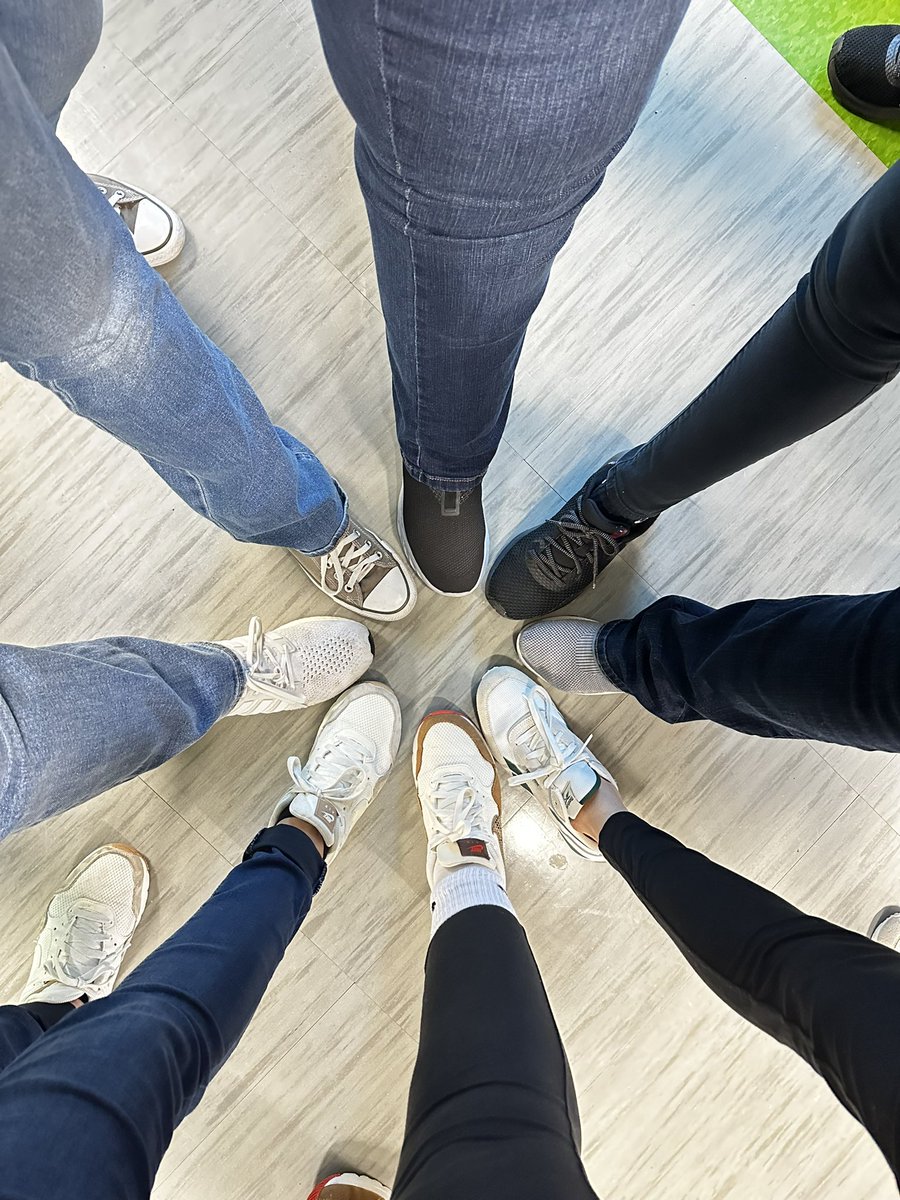 2nd grade <a href="/McGheeWolves/">McGhee Elementary</a> teachers! Go Wolves! #wearechannelview #teachersinsneakers <a href="/ChannelviewISD/">Channelview Independent School District</a>