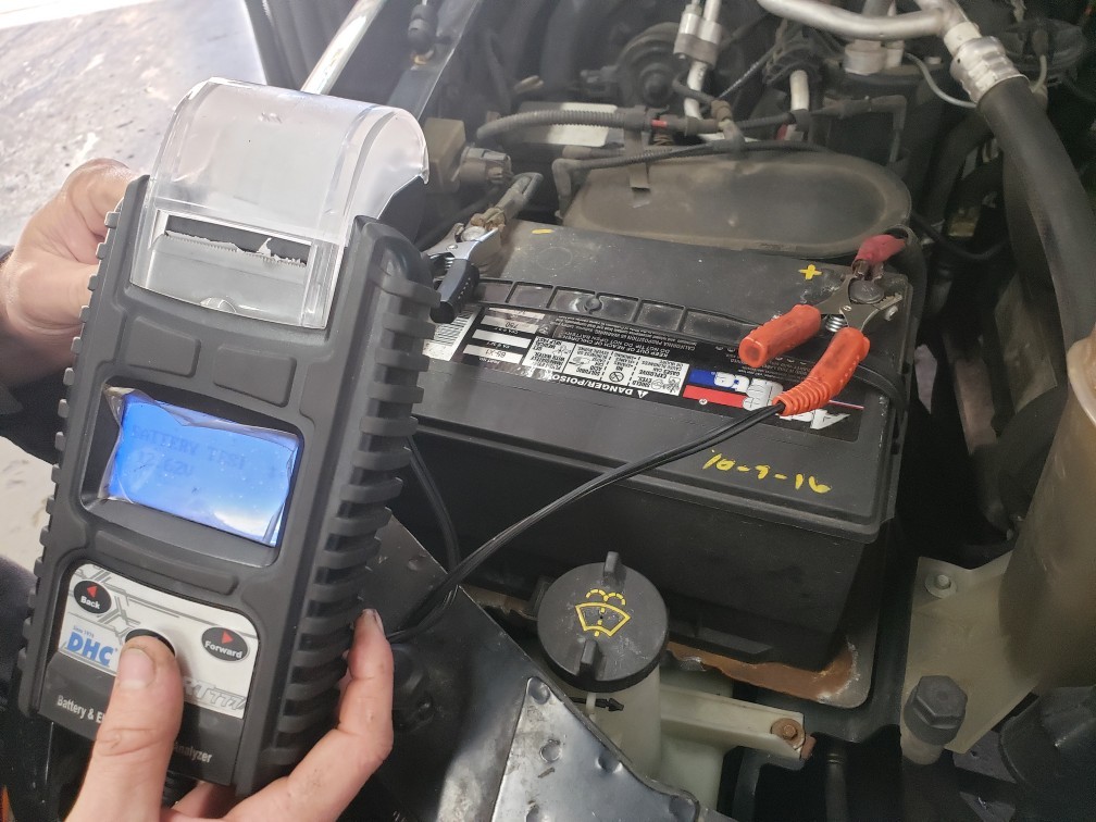 Brausen_Auto's tweet photo. The Minnesota seasons can do a number on your car battery! We are here to help 🔋 https://t.co/eWJKtlm0zS