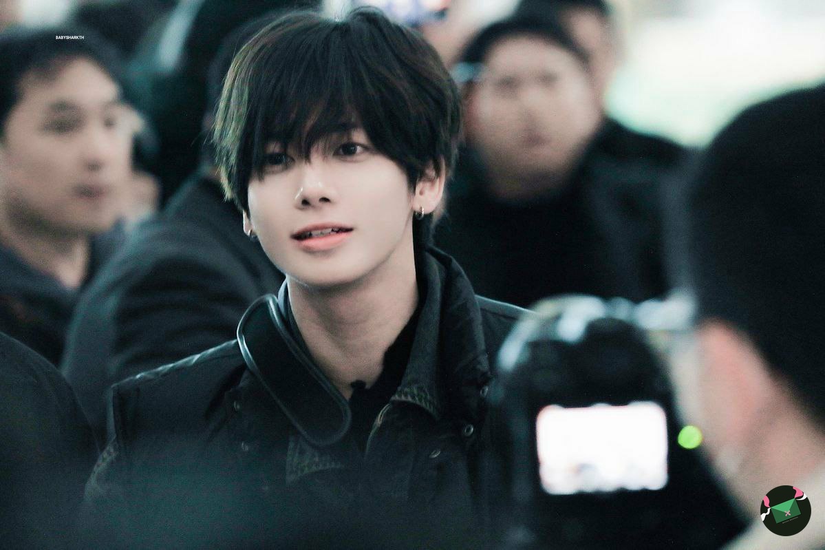 moanamenfess's tweet photo. Taehyun tuh visualnya agak kaya orang jepang gitu ga sih😭 cakep puolll https://t.co/GQXF5hYBIq