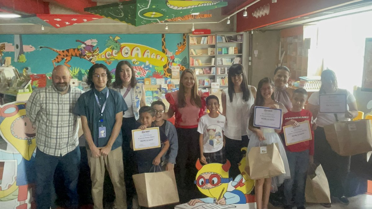 RubiSalles's tweet photo. Muy contenta con las gran respuesta de la primera edición del Concurso Digital de Cuentos Cortos “Escribe un cuento” Gracias a todas las niñas y niños por su participación!! https://t.co/DxIk5zQhBB