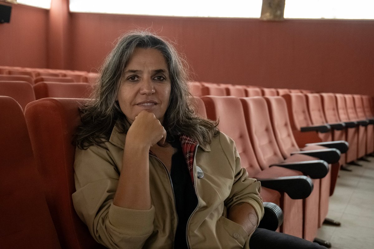 [BIDEO ELKARRIZKETA] 'Giza zarata' estudioko zazpigarren diskoa kalean, beste leku batean baina bere bidean sentitzen da Anari Alberdi. Hurrengo ostiralean Azkoitiko Baztartxo antzokian aurkeztuko du azken lana. #Azkoitia <a href="/anarirena/">Anari Alberdi</a> 

➡️erlotelebista.eus/azken-berriak-…