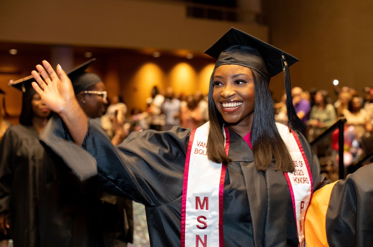 Who's ready to celebrate our Atlanta grads today!? We'll be livestreaming the event at 10 AM ET on our Atlanta campus FB page: brnw.ch/21wJEtu #Atlanta #Grad #Graduation #Nursing #Pinning #HUPossible