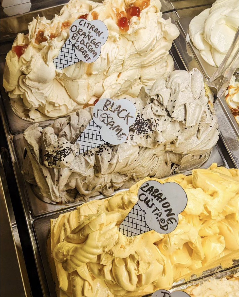 Have you been to Mary’s Milk Bar yet? It’s home to some of Edinburgh’s most weird and wonderful ice cream flavours. 🍦 📍@marysmilkbar, Grassmarket #EdinPhoto #ForeverEdinburgh