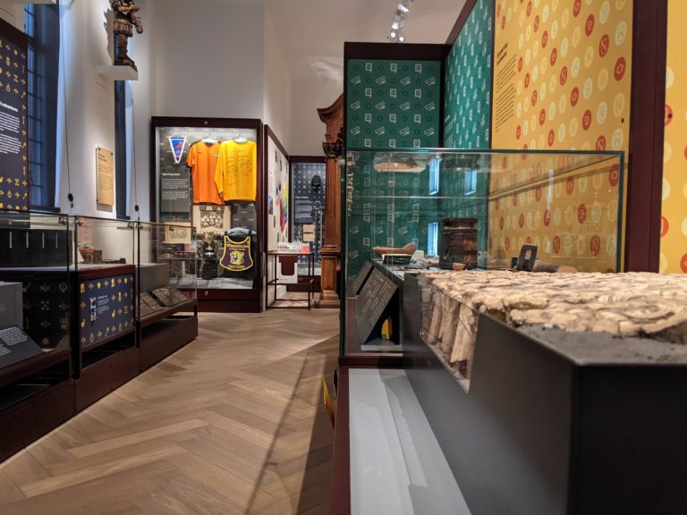 Discover the story of #Oxford and its people through an exciting range of archaeological and social history objects at the <a href="/MuseumofOxford/">Museum of Oxford</a> 📍

Find out more ➡ bit.ly/3L1DGnb

#ExperienceOx #oxford #oxfordmuseums