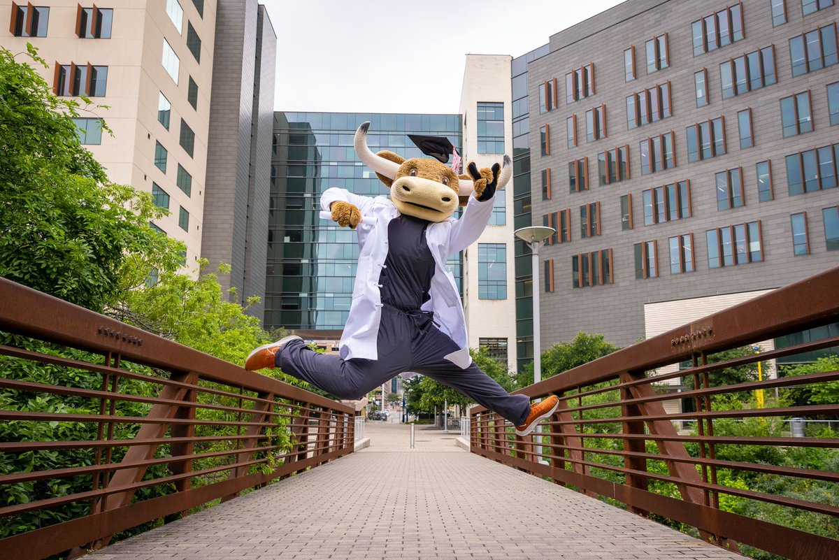 Caps off to the Class of 2024! 🎓🧡 Congratulations to all the incredible @utaustin graduates! Wishing you the very best, today and always, as you begin this exciting next chapter in your lives. #whatstartshere #longhornfriday #hookem