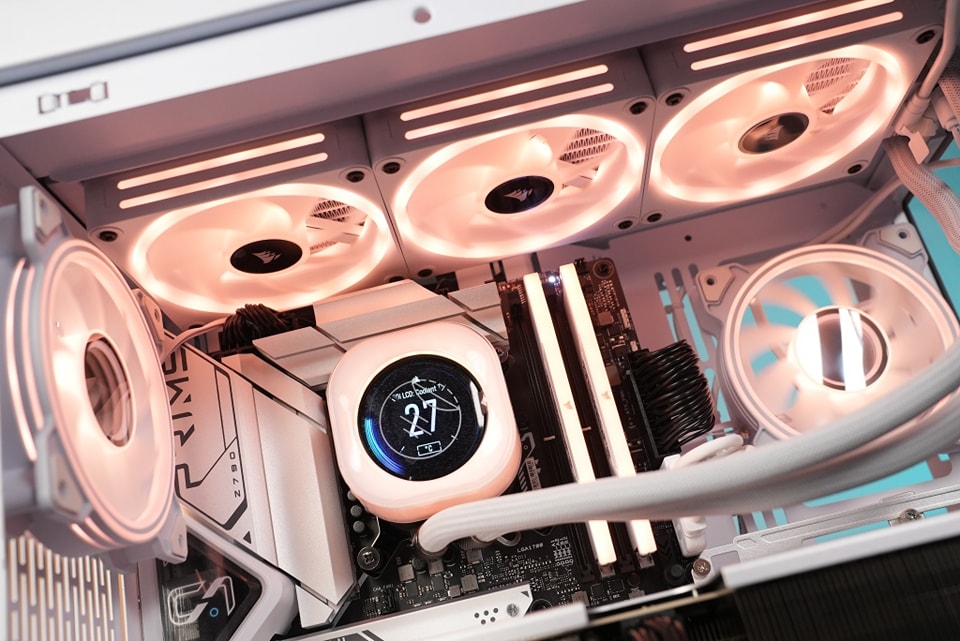 🟠 สวยจริงๆ สำหรับชุดน้ำ CORSAIR iCUE LINK H150i LCD RGB WHITE 

ค่าตัว 12,690.- @ iHAVECPU