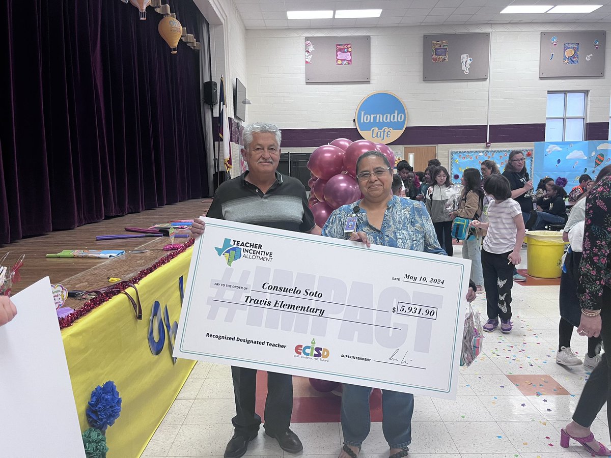 KeeleySBoyer's tweet photo. What a great way to start the morning- celebrating TIA designated teachers @TravisTornados1! @EctorCountyISD @MNMarquez10 https://t.co/6hEmmFqzL2