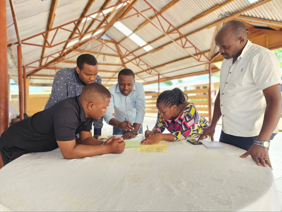 UZIKWASA and @CAN_Tanzania Tanzania co-created a reflective training workshop to support member organizations of the Climate Action Network of Tanzania, representing diverse regions of the country, in using reflective leadership skills to strengthen their presence within ..