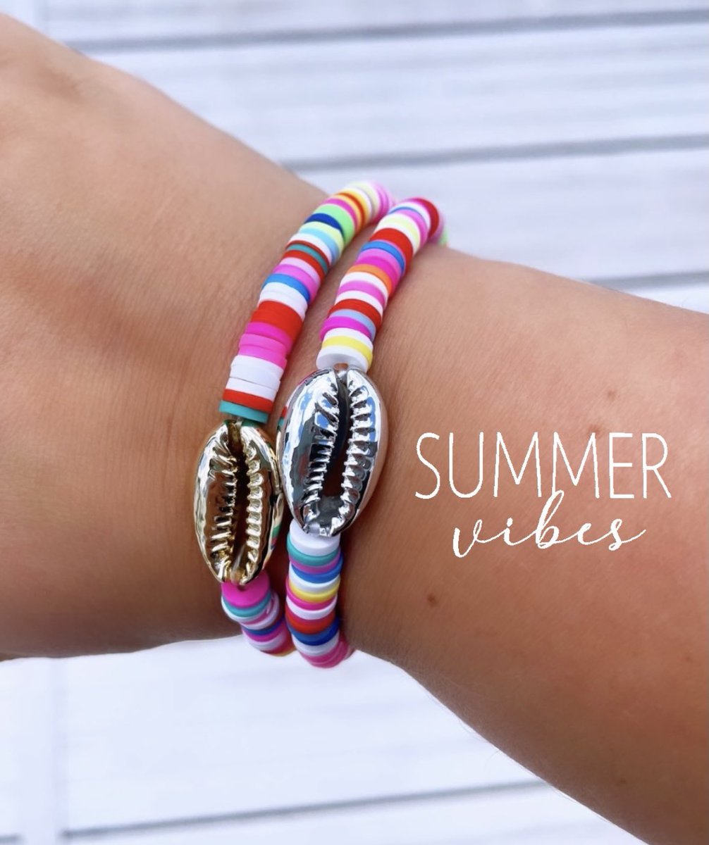 Summer vibes seashell 🐚 bracelets ☀️ Shop ⬇️ Etsy: etsy.com/uk/KatsJewelle… #summerjewellery #sunnydays☀️ #shopsmall #seashell #seashellbracelets #jewelry #jewellery #accessories #gifts #giftideas #summerjewellery #spring #sunshine #seashelljewellery