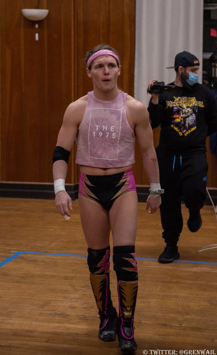 The only wrestler you should call “Baby Girl” is @kevin_giza.