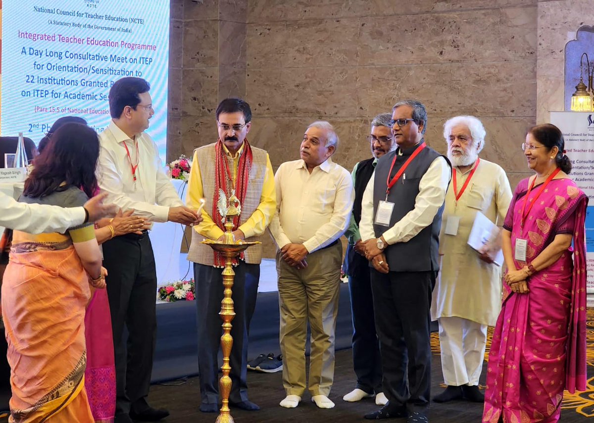 #ITEP: The National-Level Consultative Meet on #ITEP, organized by NCTE today, for the sensitization of #ITEP institutions commenced with the traditional lighting of the lamp by the Chairperson NCTE, MS NCTE and other esteemed dignitaries present.

Captivating glimpses here!!
