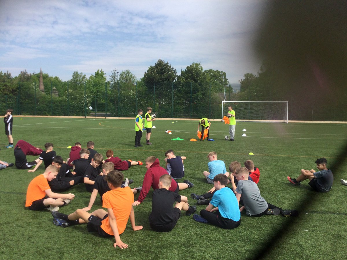 Sun came out 🌞 😎for the Football Festival session for our S3 leaders delivering to S1 ⚽️. Big thanks to Scott @ScotFACentral for delivering
