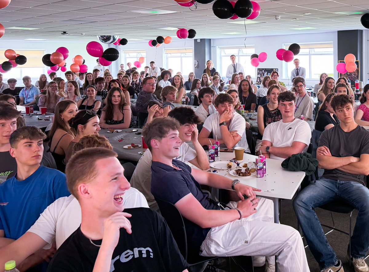 UckColl_6thForm's tweet photo. GOOD LUCK to our amazing Y13s - we have just said goodbye at the Leavers Lunch and exams begin tomorrow. We wish them all the best over the coming weeks ๐ #exams #sixthform #uckfieldcollege #uckfield #lovelearningforlife https://t.co/KwpHIqICey