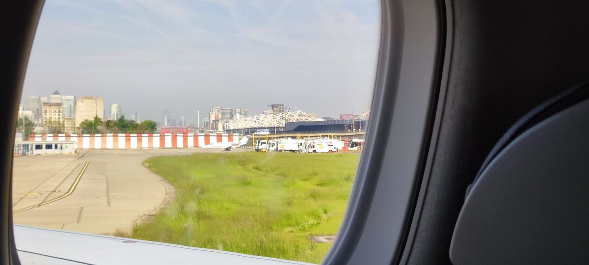 Bunglebee's tweet photo. @McLarenFE This morning flying from one track to see you tomorrow https://t.co/u5e4yTfnif