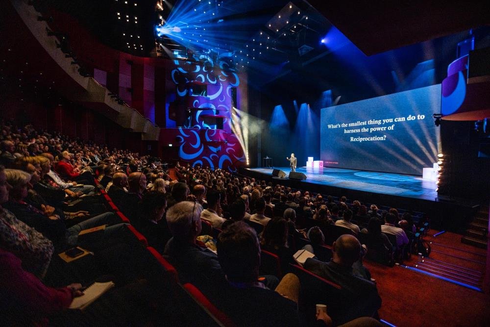 We invite you to the second Techorama Community Event this year @AFAS on the 29th of May. We have sessions from Tom de Goede and Sander Hoogendoorn! You can reserve your seat here: afas.nl/events/techora…. Register now; seats are limited! 📍Afas Theatre in Leusden.