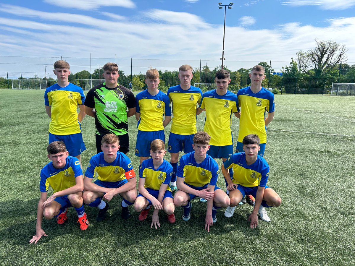 Well done to the under 17 football team who won the Dublin Metropolitan final today. The team beat Swords Community College 5-2. A brilliant achievement boys. Well done ⚽️💙💛