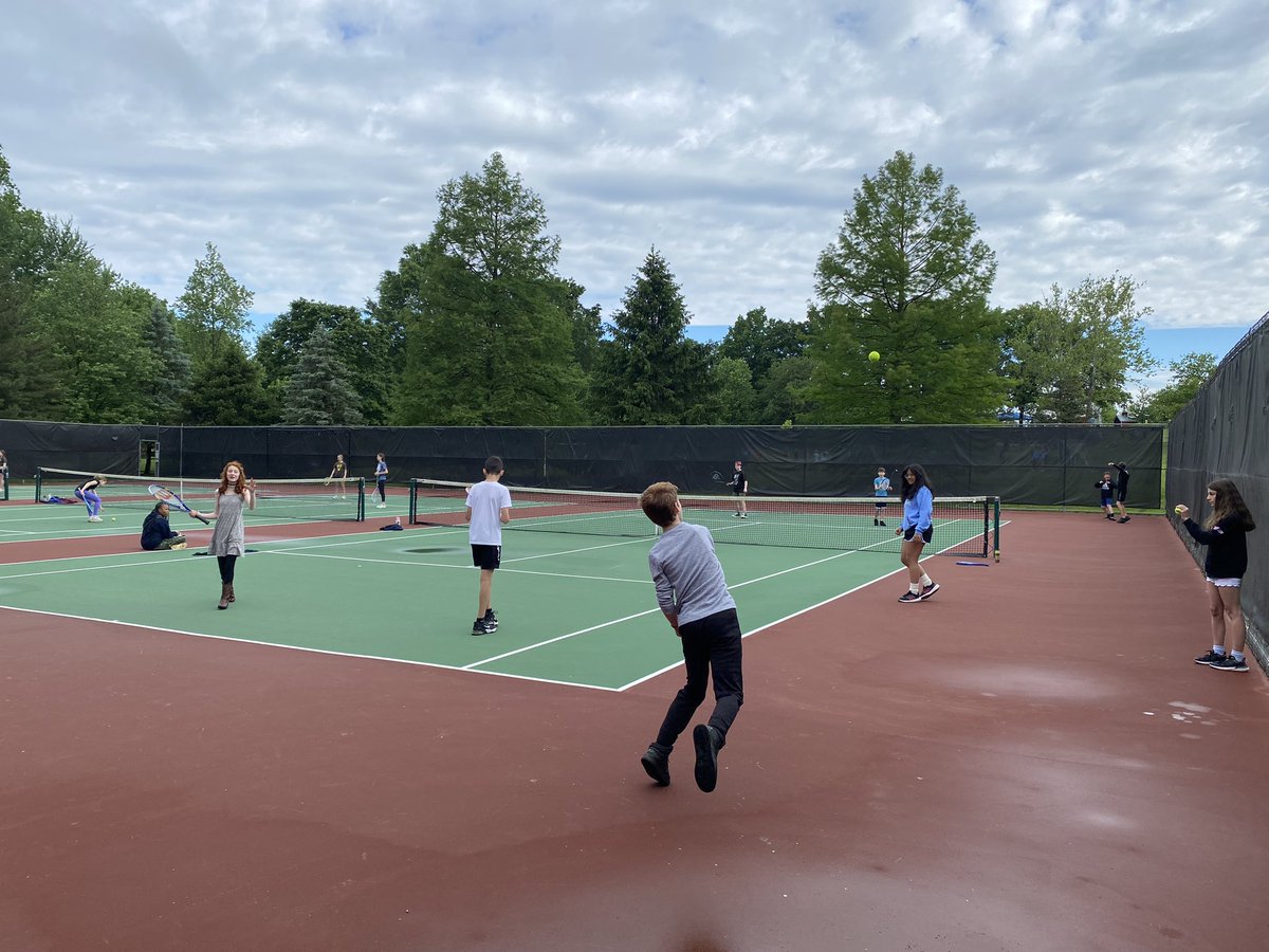 Happy Juilf’s Day! We’re glad the weather allowed us to come for our rescheduled trip to the park. Students are playing lots of games, talking, making bracelets, and more. 🏃🏻🏀⚽️🏐 #OneNest #EveryMomentMatters