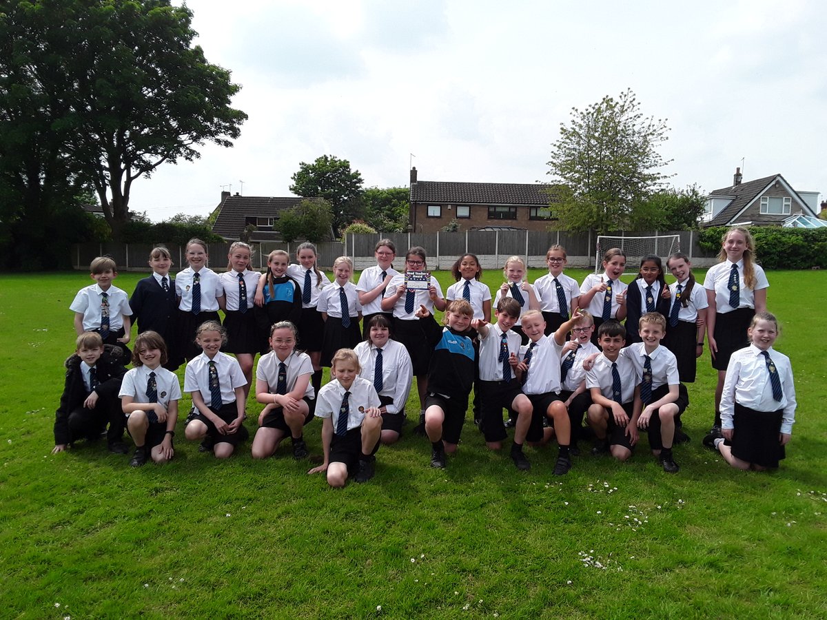 Well done to Year 6 who received the Headteacher's Award for showing exemplary attitudes while preparing for their SATS. #Year6 #PositiveMindset #BelieveInYourself #bethebestyoucanbe