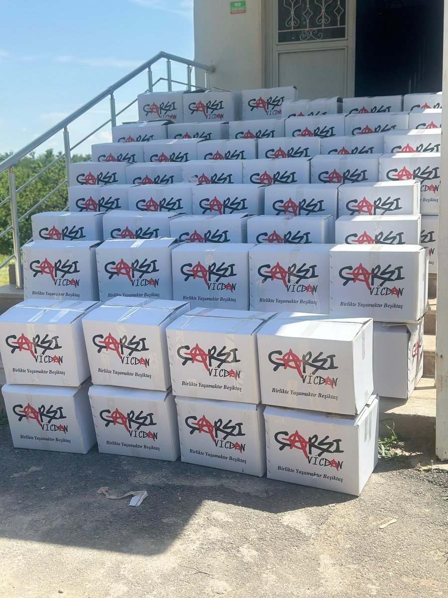 Elimizden ne geliyorsa, ne kadar geliyorsa yetebildiğimiz kadar...

Malatya 

"Dost eline giden turnam
Bekle kelamı kelamı
Uğrar isen yar yanına
Eyle selâmı selâmı"