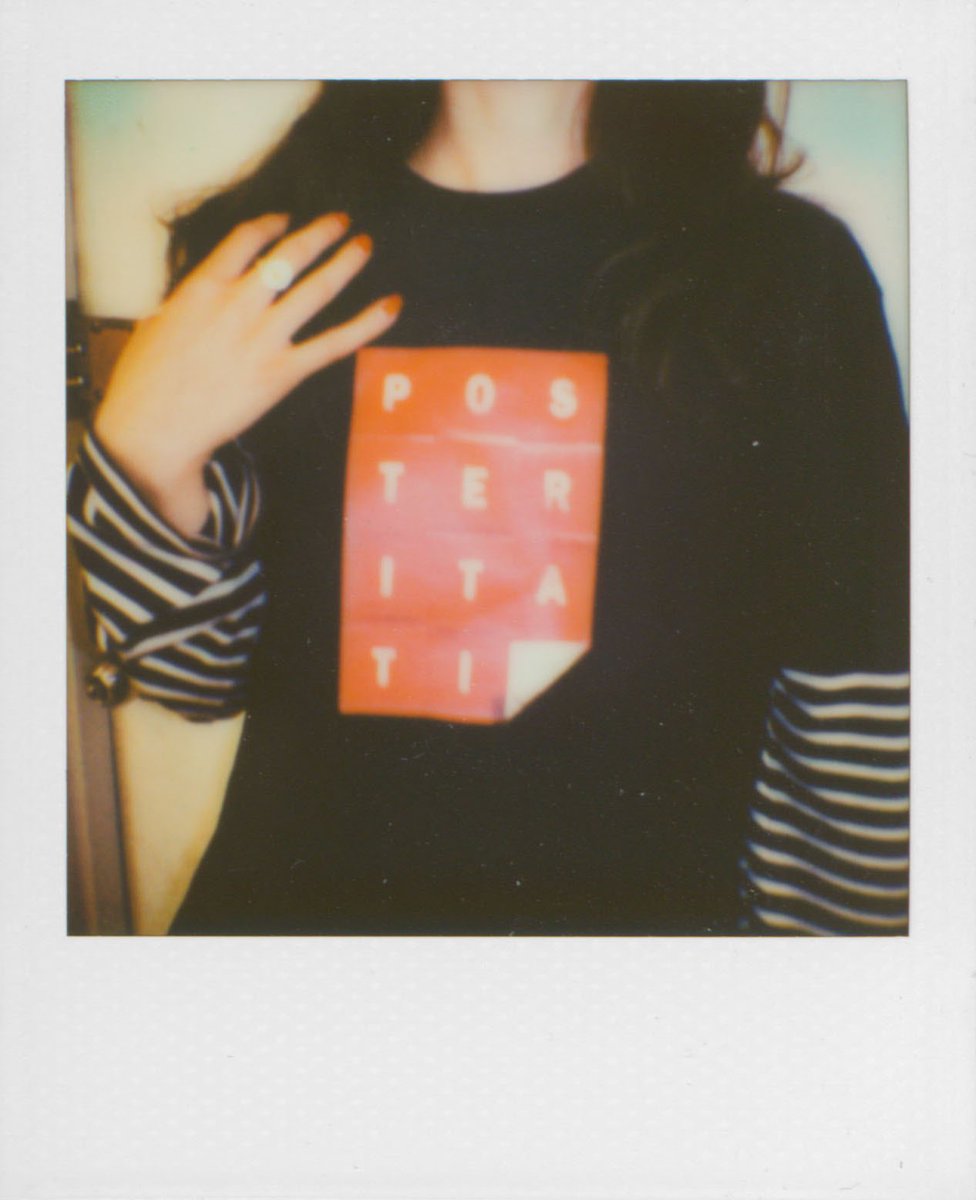 Posteritati x Akiko Stehrenberger 
New t-shirt available now ❤️

posteritati.com/unfolding/post…