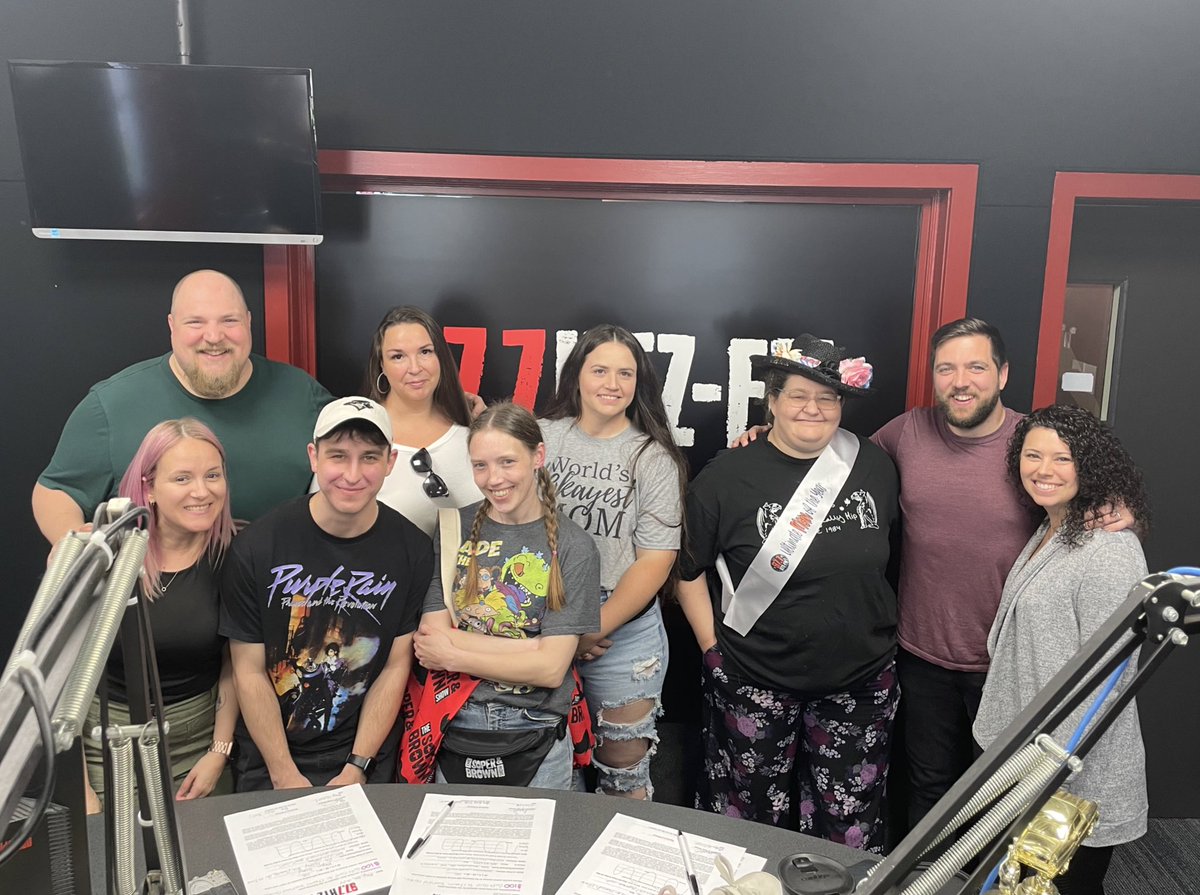 Thank you to all of the qualifying moms who came out to compete in HTZ FM’s first annual Mom Gauntlet, and congratulations to our winner, Liz! Wishing you all a happy Mother’s Day weekend! #HTZNation