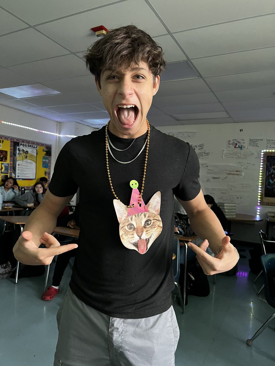 Ms. Kristine Long tweet media