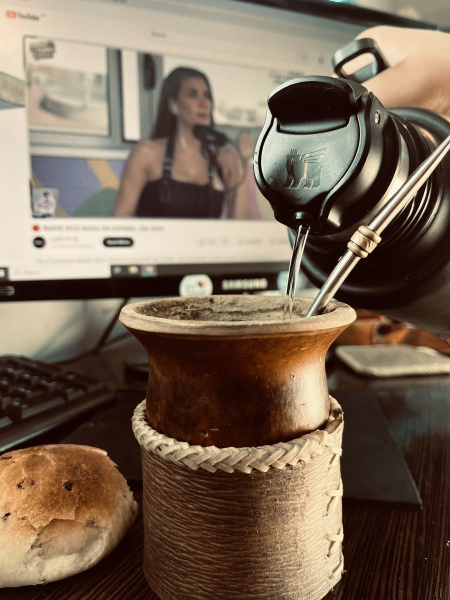 La de chicharrones con el mate y #nadiedicenada vengan de a uno cagones…. Tunuyán-Mendoza