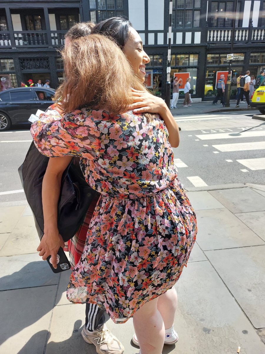 lauren ୨୧ tweet media