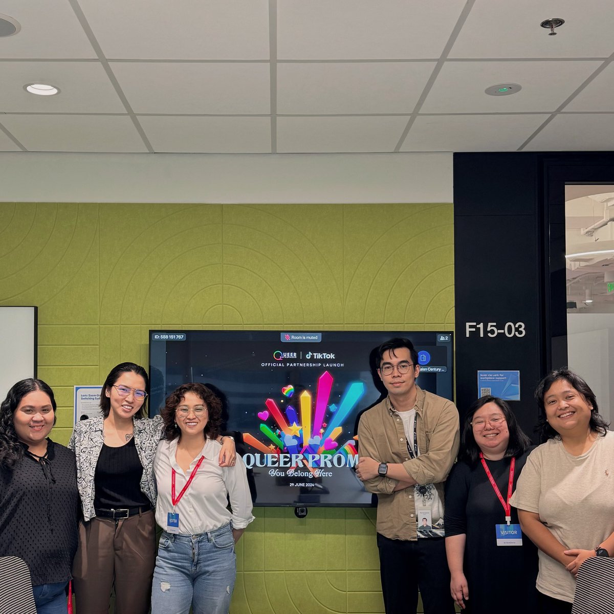 Queer Safe Spaces x TikTok Philippines 🏳️‍🌈

QSS officially launches its advocacy partnership with @TikTokPH as the co-presentor for this year’s Queer Prom PH!

PS. We’ll post a call for volunteers tomorrow so stay tuned! ✨

#QueerPromPH #ForYourPride #QueerSafeSpaces
