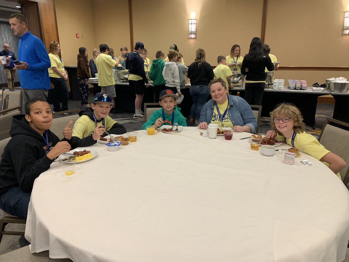 MrFosterSMS's tweet photo. ATTRACTION #7
BREAKFAST
#SMSChicago https://t.co/Ts0DjMY0AH