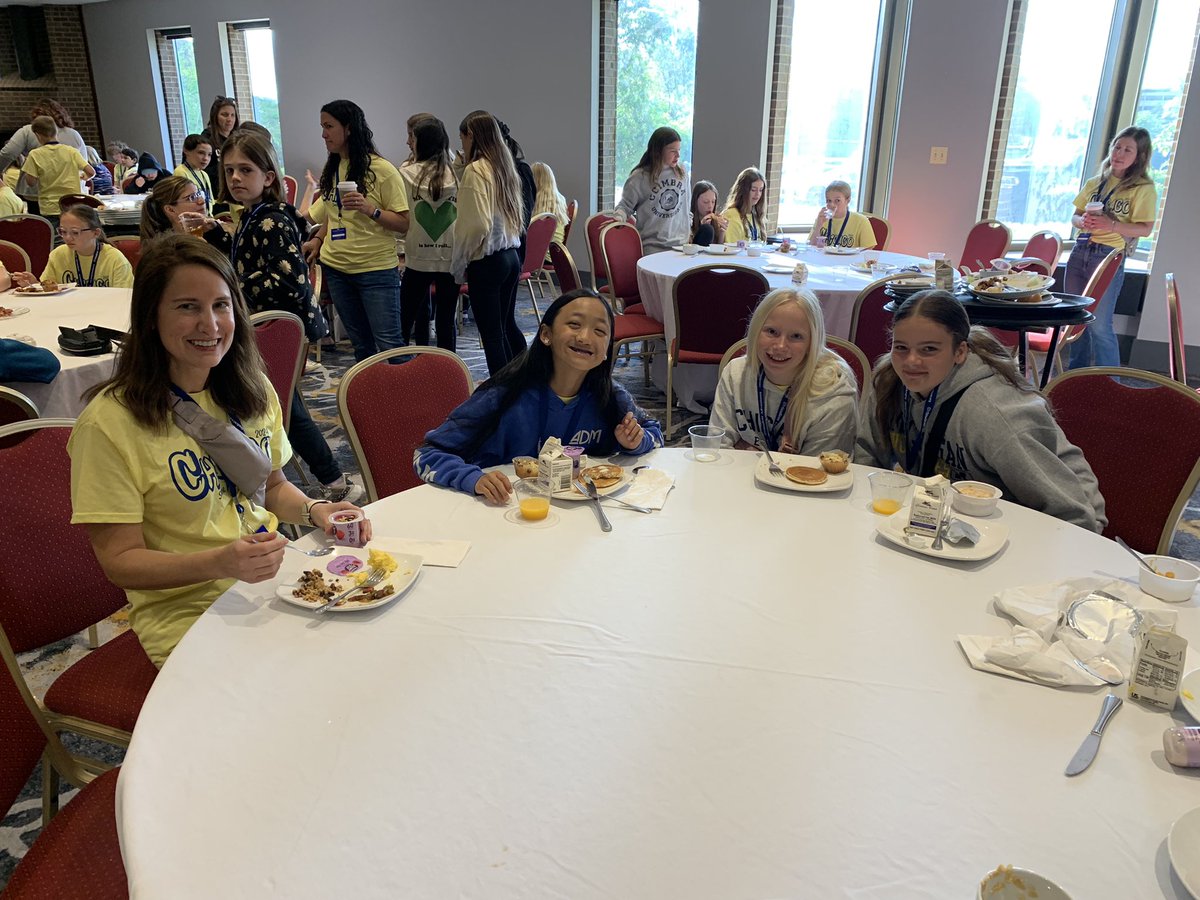 MrFosterSMS's tweet photo. ATTRACTION #7
BREAKFAST
#SMSChicago https://t.co/Ts0DjMY0AH