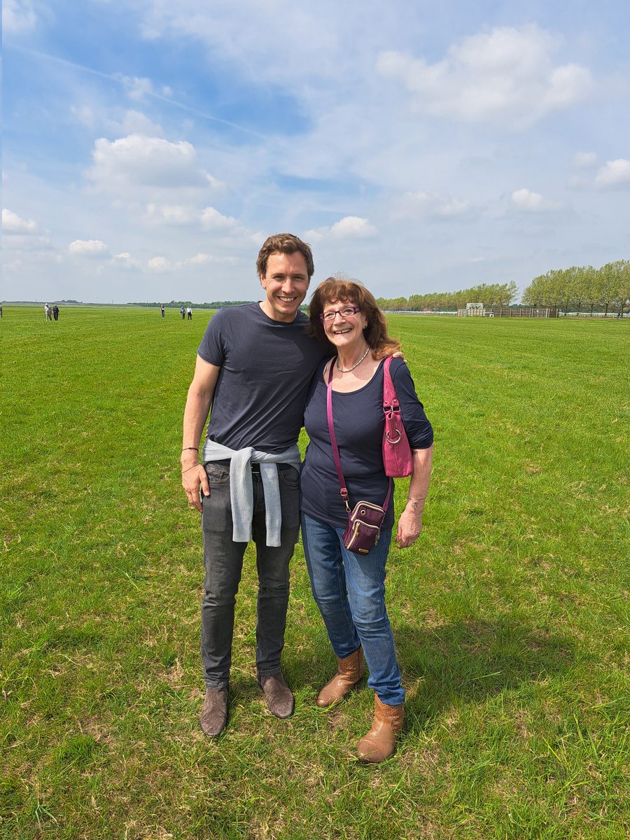 Well!! Fancy meeting you here, Oli! @olibellracing @RacingTV @itvracing @NewmarketGallop @NewmarketRace