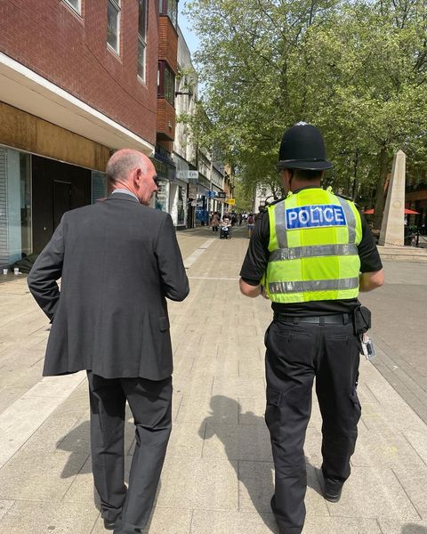 Out with Sergeant Steve Rose and BID Officer Jay Cullimore talking to business owners in #Peterborough. 🗣️

Working with partners to prevent retail crime remains a priority for my new term. #ShopKind

@PboroCops 
@PboroPositive