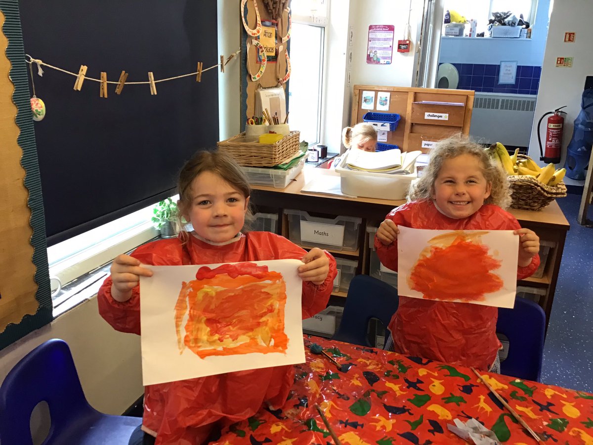 This week in RE we read the story of ‘Moses and the Burning Bush’. We then enjoyed painting our own burning bushes and took such care with our paintings! ⭐️ @LT_Trust @St_Wilfrids_CE