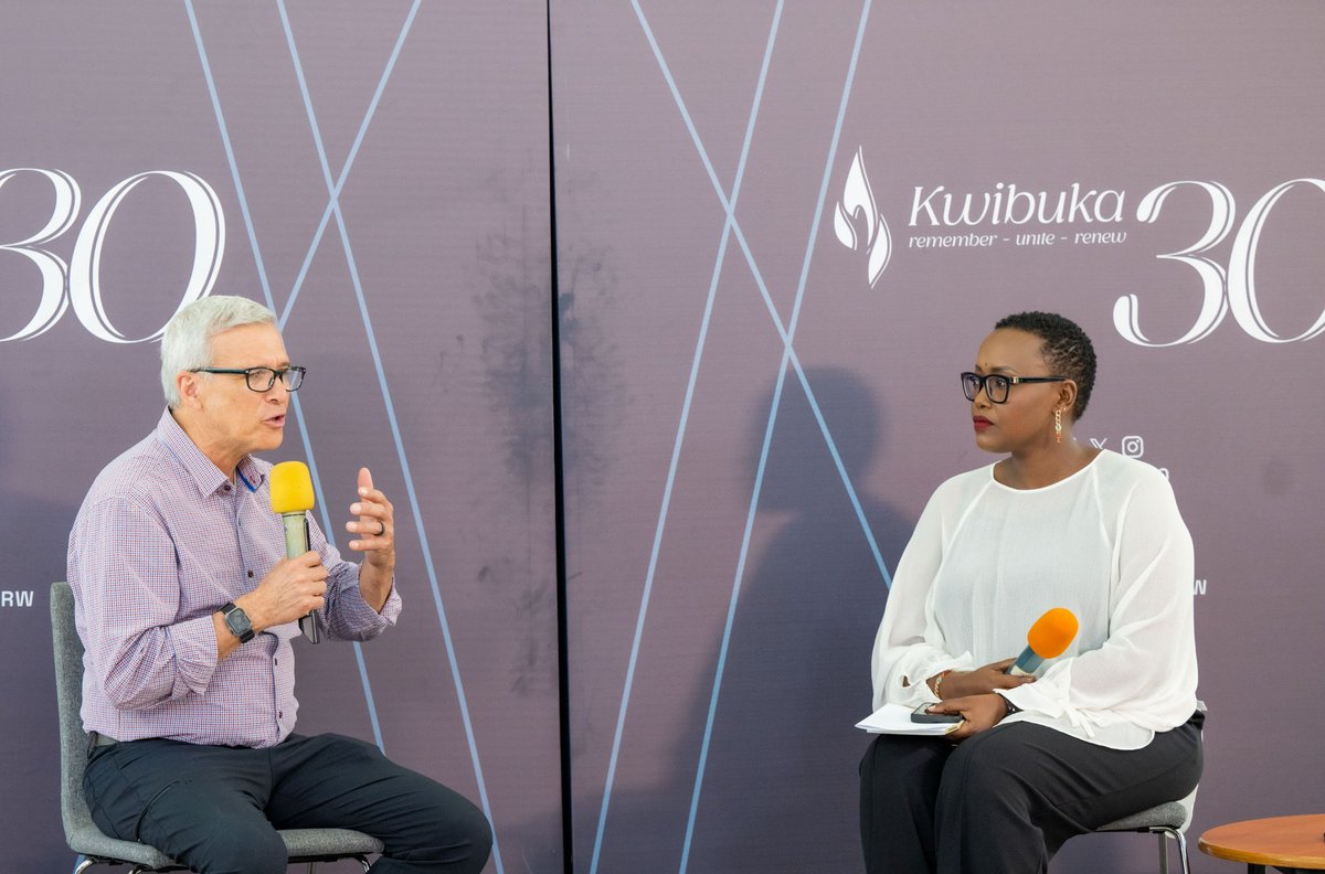 « Logic is not always what we need in transformative thinking » « How about breaking the circle of violence » ?
Carl Wilkens, rescuer and author, on forgiveness.
#Kwibuka30 #CaféLittéraire