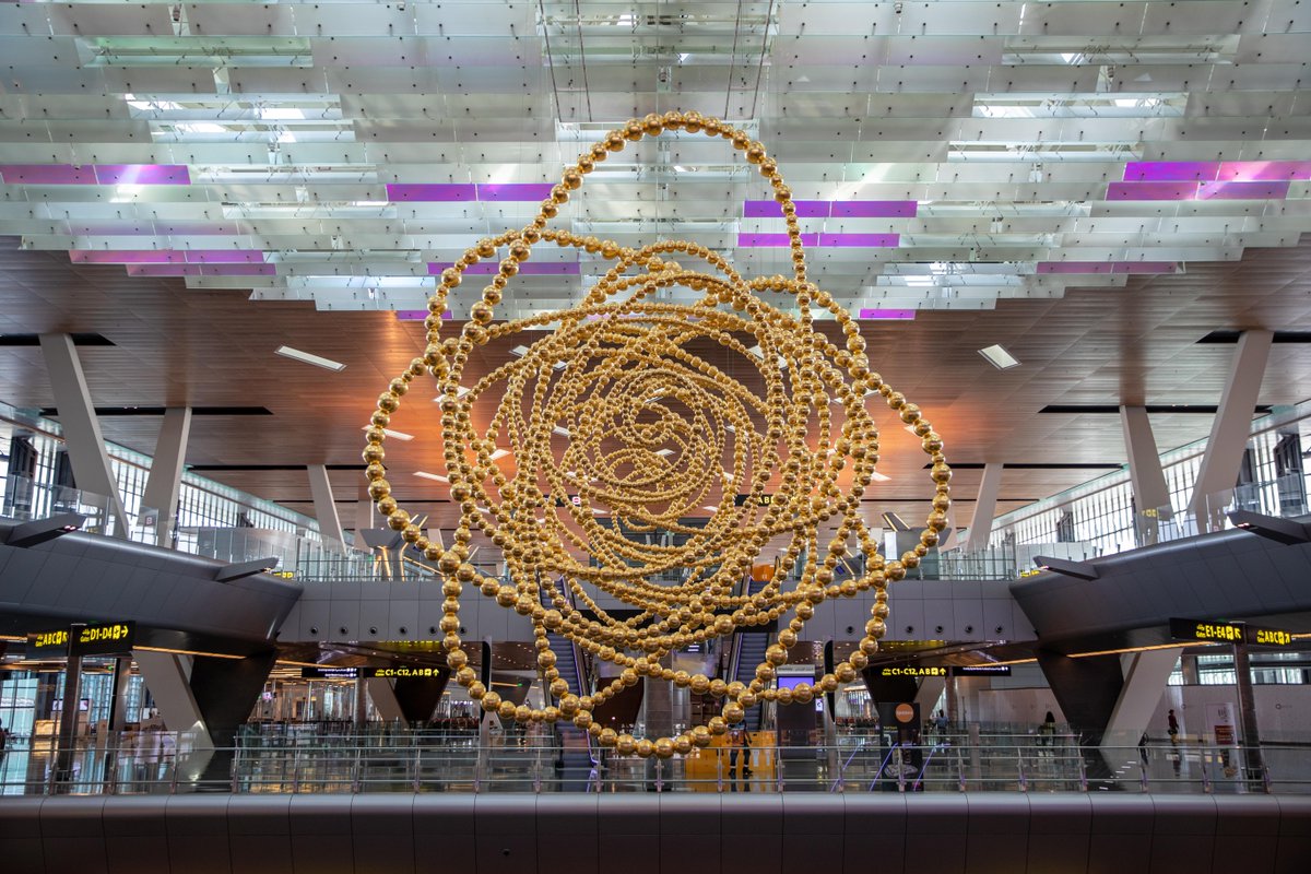 The art of the World’s Best Airport curated by @Qatar_Museums 
Uncover it all at @HIAQatar!

#QatarAirways 
#GoingPlacesTogether