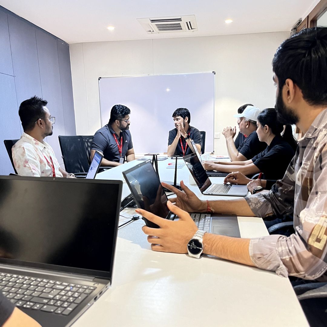 BTechnolab's tweet image. Teamwork Makes the Dream Work

We don’t just work. We collaborate, innovate, and dream big @BTechnolab. Synergy is our secret sauce. 

If this sounds like a place where you&apos;d wish to be and thrive, send your resume and a cover letter to: ✉️  hr@bytestechnolab.com

#Bytestechnolab