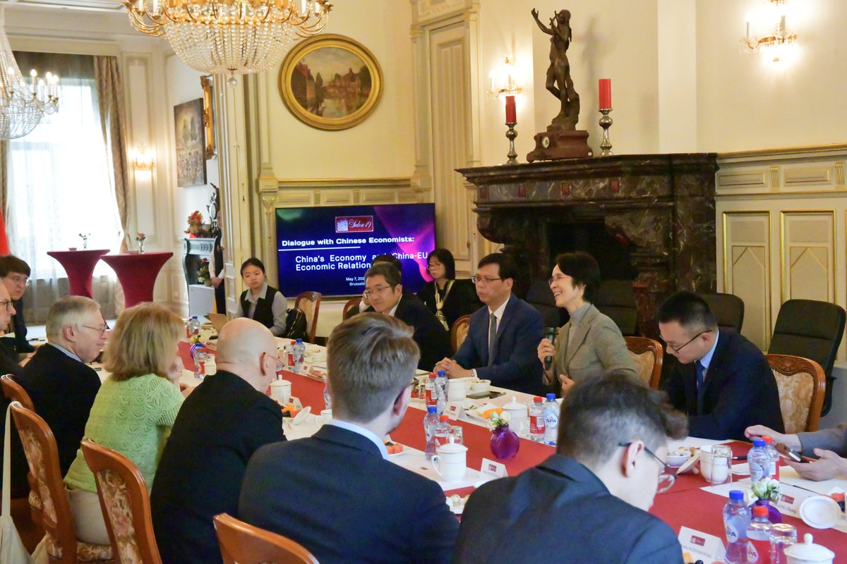 We hosted the third Salon 19 event, which focused on “China’s Economy and #China-#EU Economic Relations”. 🇨🇳 economists briefed the attendees on President Xi Jinping’s recent visit to Europe, and gave a comprehensive introduction of China’s economy & future outlook.