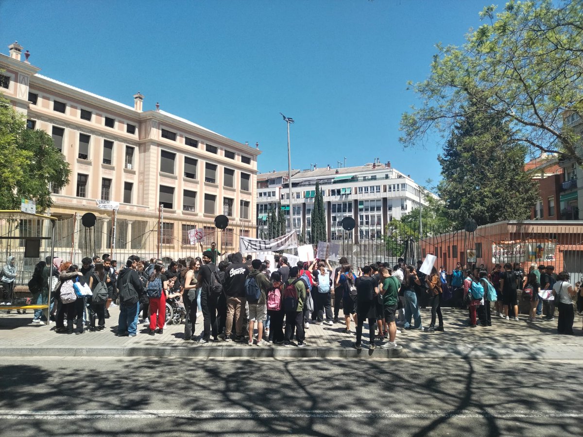 docents_SMLC tweet media