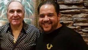 a esta hora, 08:30 de la mañana no se tiene todavía no se tiene  TODAVÍA MAYOR información sobre la detención de JACOBO BUCARAM PULLEY!!  SOLO SE SABE QUE ESTABA ACOMPAÑADO DE JEFES DE GDO Y MUCHAS ARMAS!! LA NOTICIA ESTÁ EN DESARROLLO!!