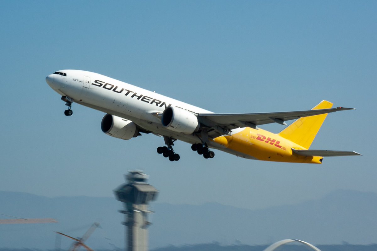 DHL operated by Polar Air Cargo
Boeing 777-F
Reg. N777SA
Los Angeles International Airport (LAX)
April 2, 2023

#lax #avgeek #aviation #aviationphotography #aviationlovers #aviationdaily #planespotter #planespotting #photography