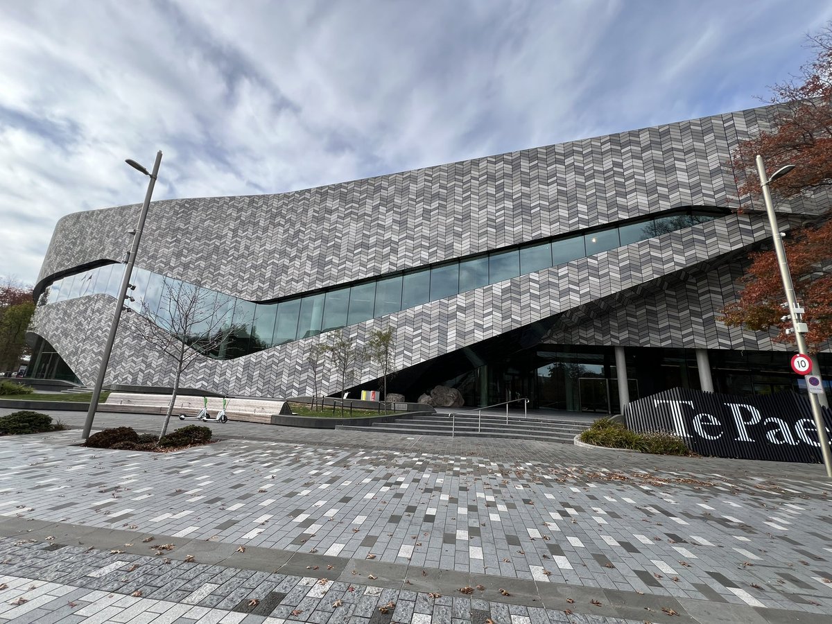 Thank you <a href="/RACSurgeons/">RACSurgeons</a> for inviting me, looking after me and letting me speak not only about #hernia but also other topics so close to my heart. #Respect #Equity #Support. I have never felt less alone, more empowered and mega grateful for all the new friends I found here..