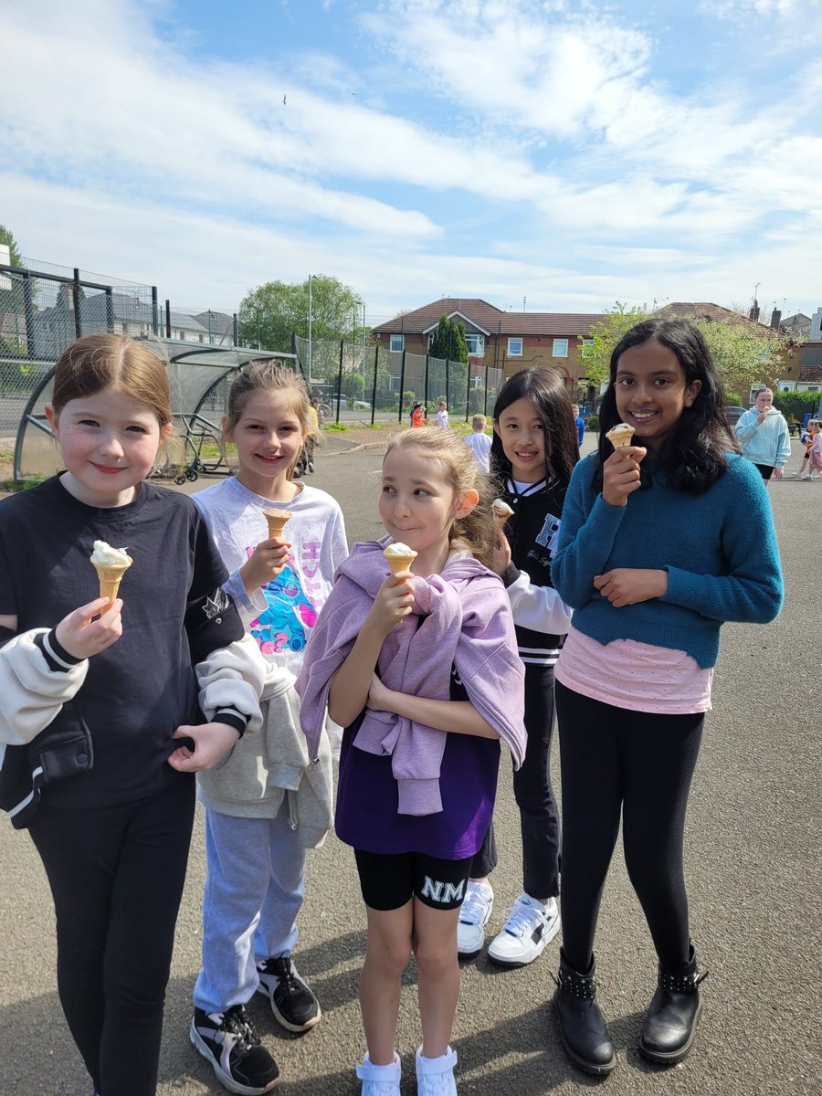 Well done to our pupils in House Rowan! They celebrated today with an extra play, non-uniform and ice cream in the sun. 🌞

#celebratingsuccess #housetreat #values #sunshinevibes