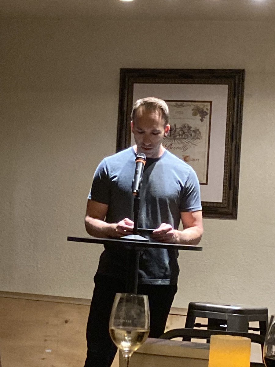 I had a blast last night reading a scene from the novel I’m querying at San Pasqual Winery in La Mesa. Even better, hanging with @RealJimSnell (who drove in from Arizona!), @MRPhill25, @thebrianasman, @jdclappwrites, and @FBereaud. Excellent readings, and word is we did a crime…