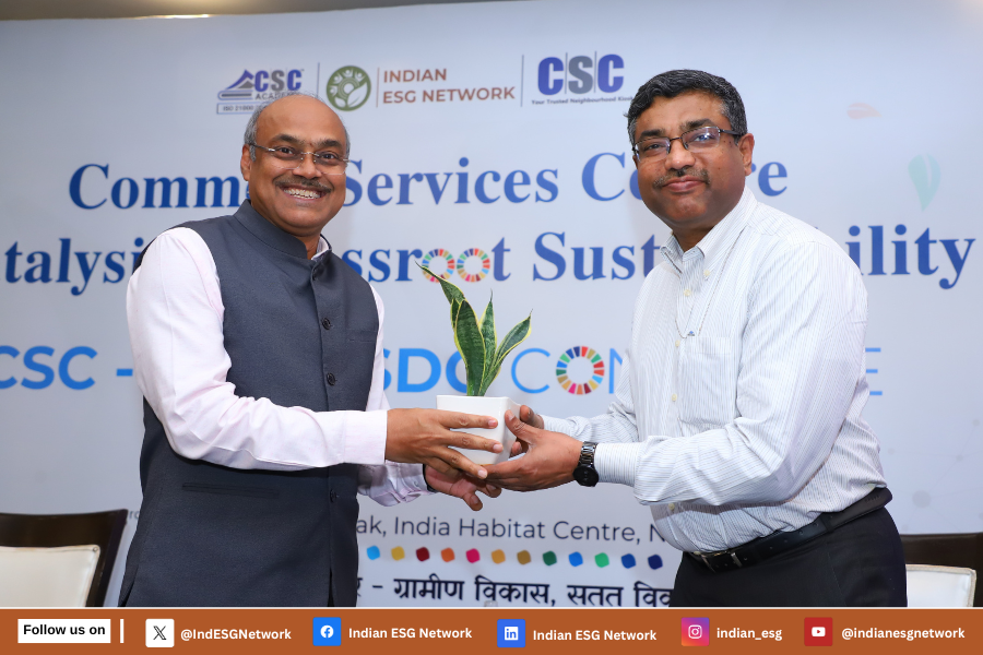 Shri S Krishnan talked about leveraging technology as a catalyst for sustainable social development at the CSC-IESGN SDG Conclave '24 @GoI_MeitY #IESGN #SDGConclave #IndianESGNetwork #ESG #CSC #Sustainability #SDGs #SustainableDevelopmentGoals