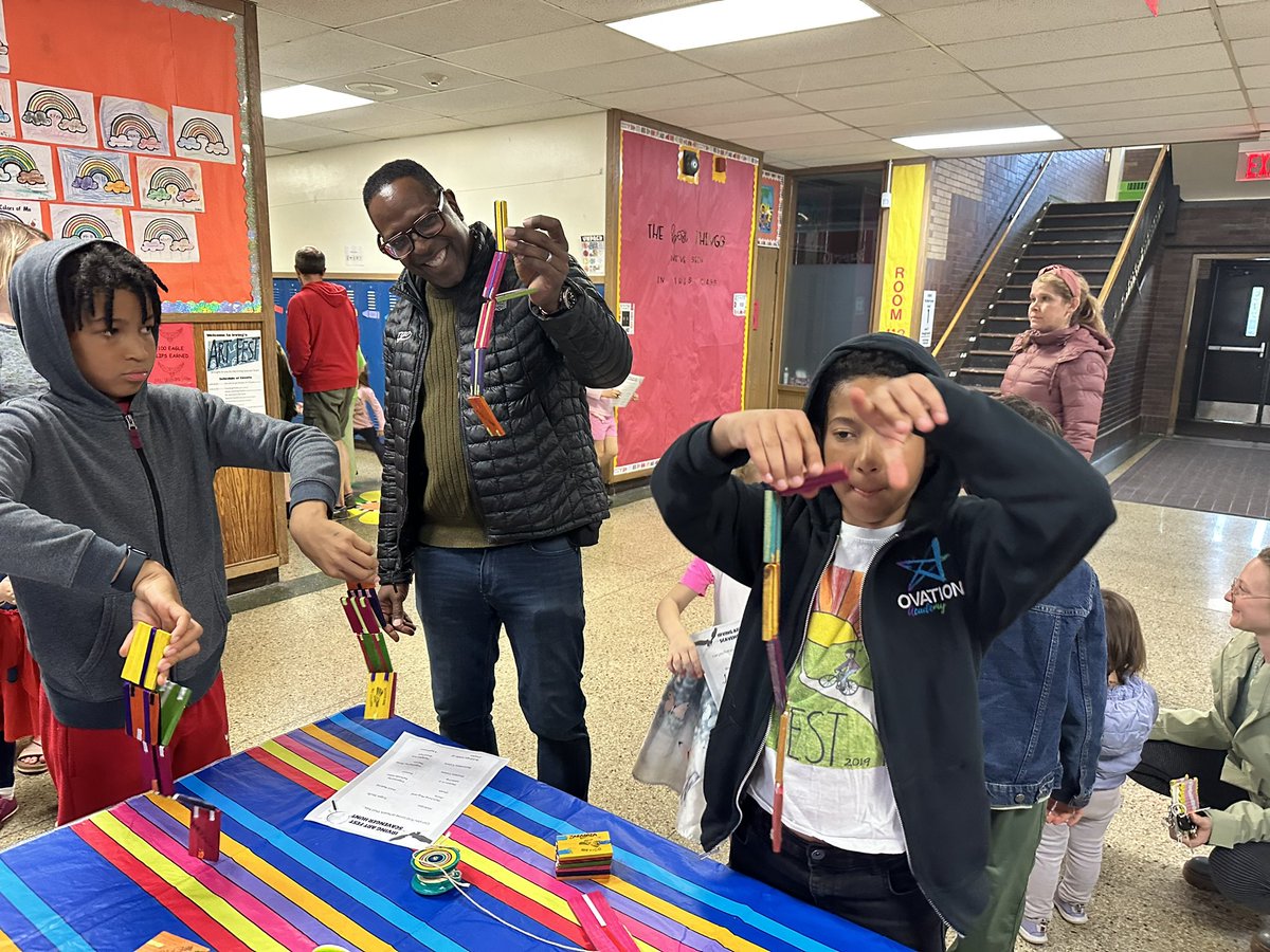 Maestra Zaragoza tweet media