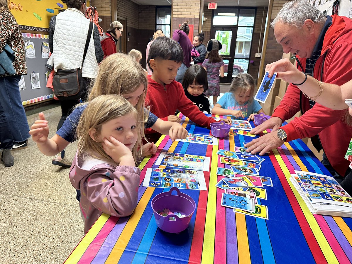 Maestra Zaragoza tweet media