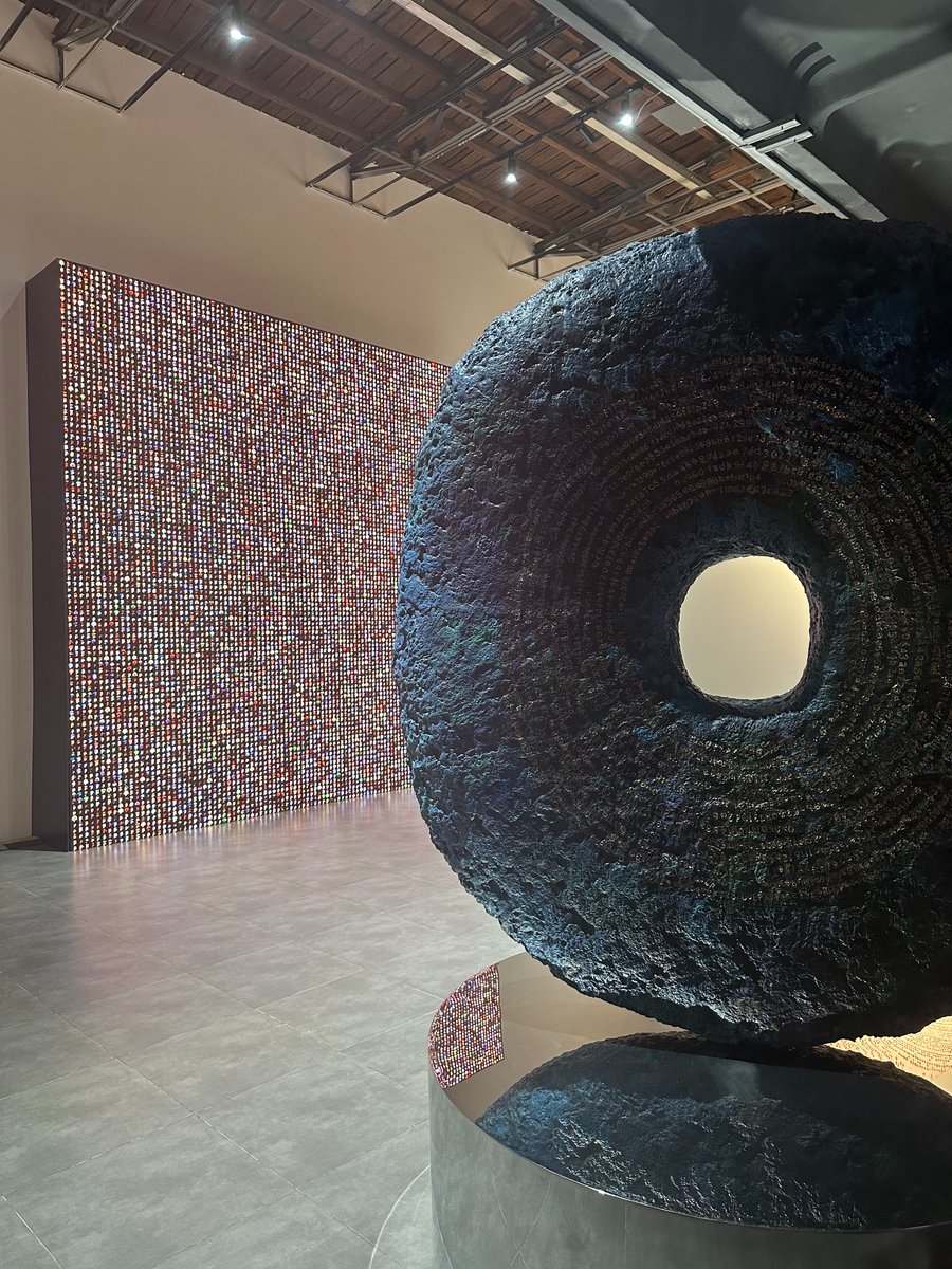 The artist studios in Beijing's 798 Art District are incorporating ten thousand CryptoPunks for interior decoration.

Captured by community member <a href="/Zealot_0x/">WhiteNoise</a> from @chinese_punk.