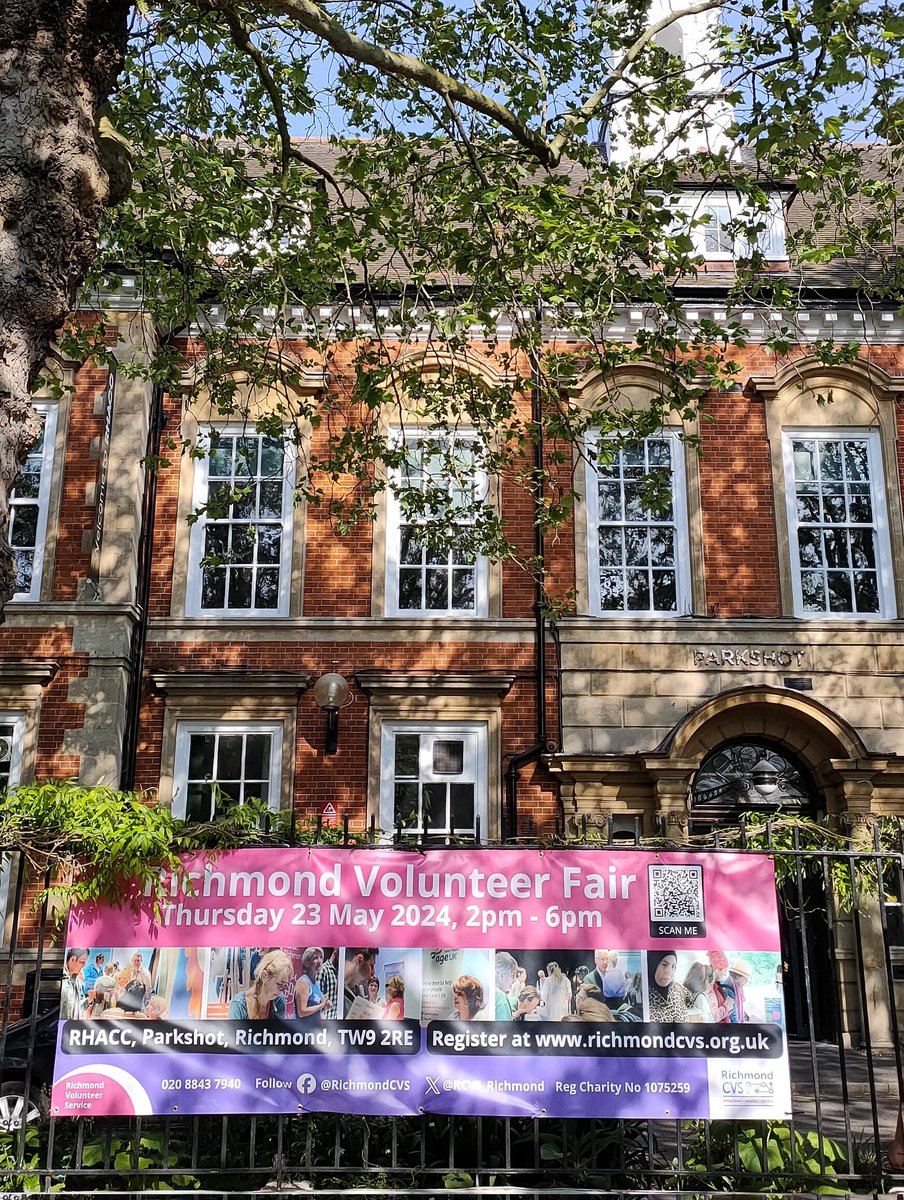 RCVS_Richmond's tweet photo. Want to find out more about #local #volunteering opportunities?

☀️ Come &amp; chat to us at the @RHACC_College stall (near the bar 🥂) at tomorrow's @RichmondMayFair   ☀️

Or just book a free place for the forthcoming annual #Volunteer Fair 😊
https://t.co/cYOPcAWTZC

@LBRUT https://t.co/30cBtHjOYx