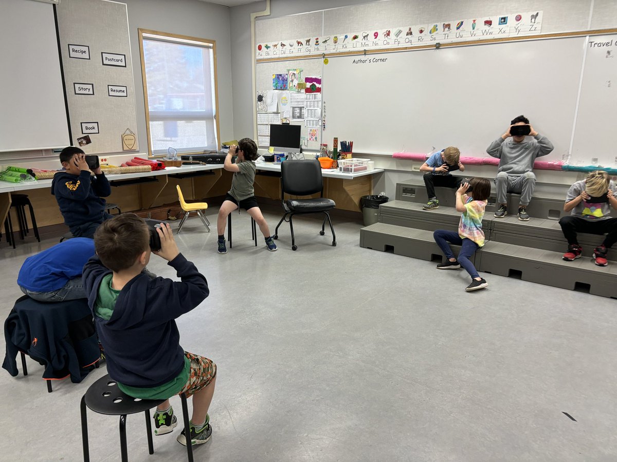 MrsKannekens's tweet photo. Social Studies comes to life for the grade 2 classes at @IFCoxSchool  in @PrairRoseSD8 as we take a #VR tour to the North and Atlantic regions of Canada #myprps https://t.co/BTNm6i7PMD